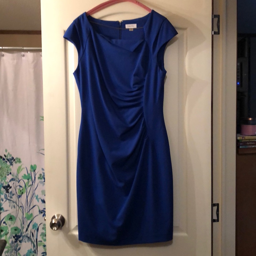 Perfect very flattering Calvin Klein dress